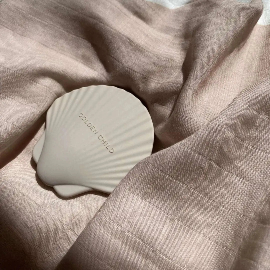 GOLDEN CHILD Shell Baby Teether SAND