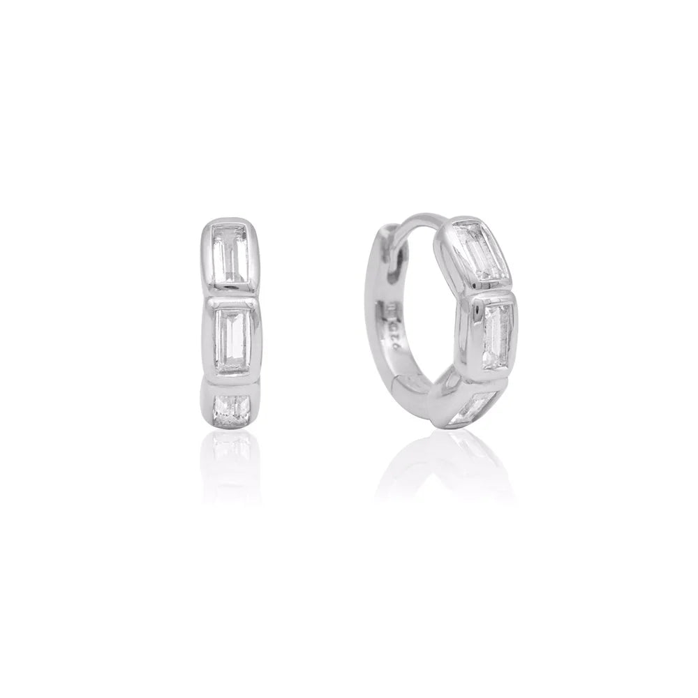 LINDA TAHIJA Calibri Huggies White Sapphire SILVER