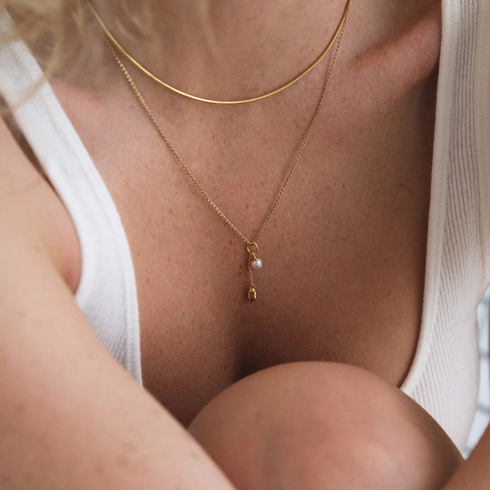 LINDA TAHIJA Lou Pearl Charm Necklace GOLD