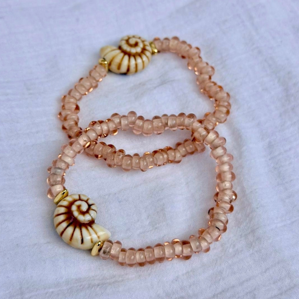 HEI TAI Cove Cream Shell Bracelet PALE PEACH