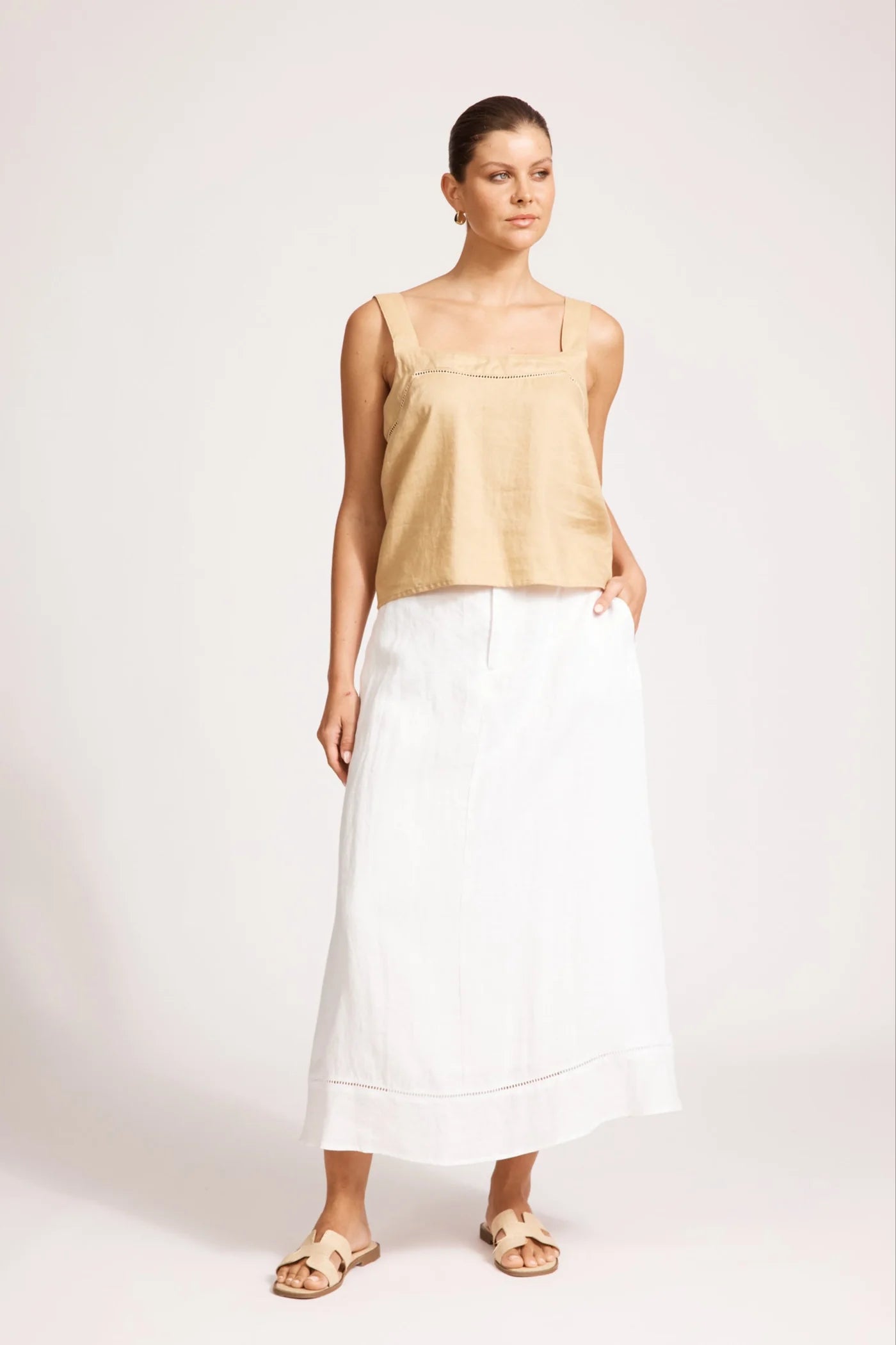 EB & IVE Miramar Tank CAMEL