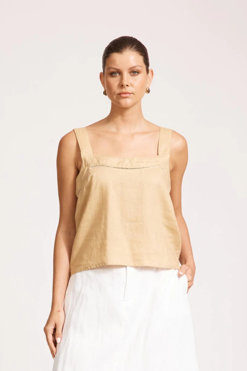 EB & IVE Miramar Tank CAMEL