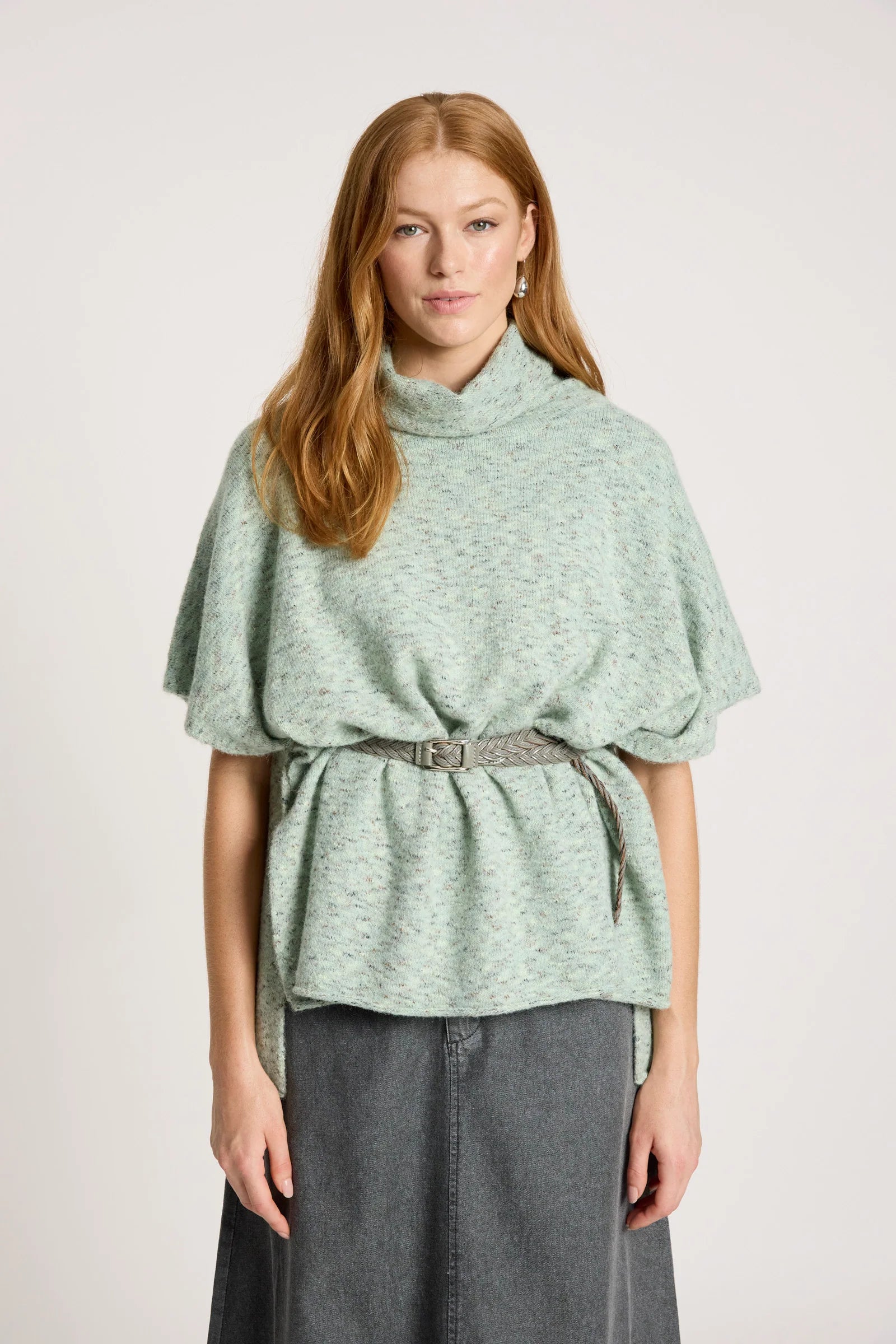EB & IVE Zarda Poncho SAGE