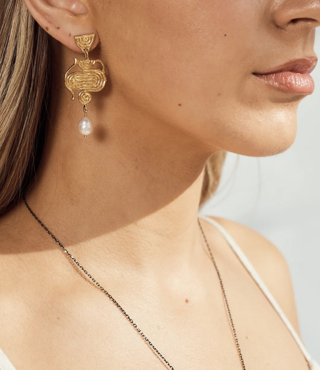 PATARA Cybele Pearl Earrings GOLD