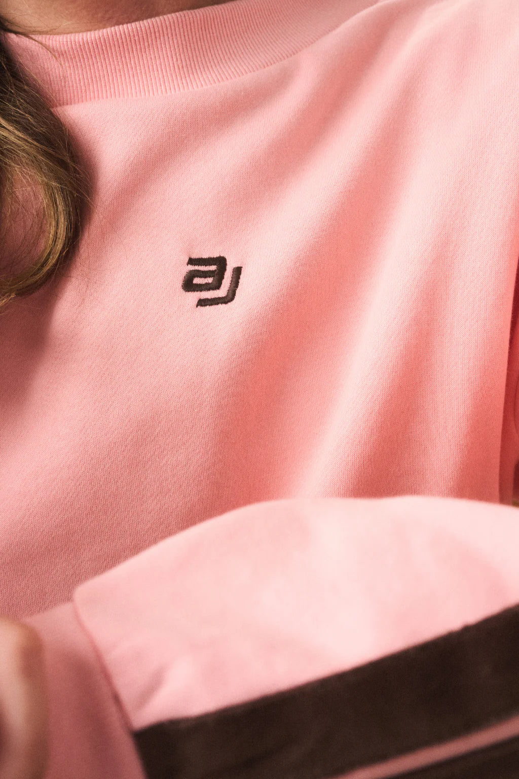ARAMINTA JAMES Logo Sweatshirt ROSE QUARTZ
