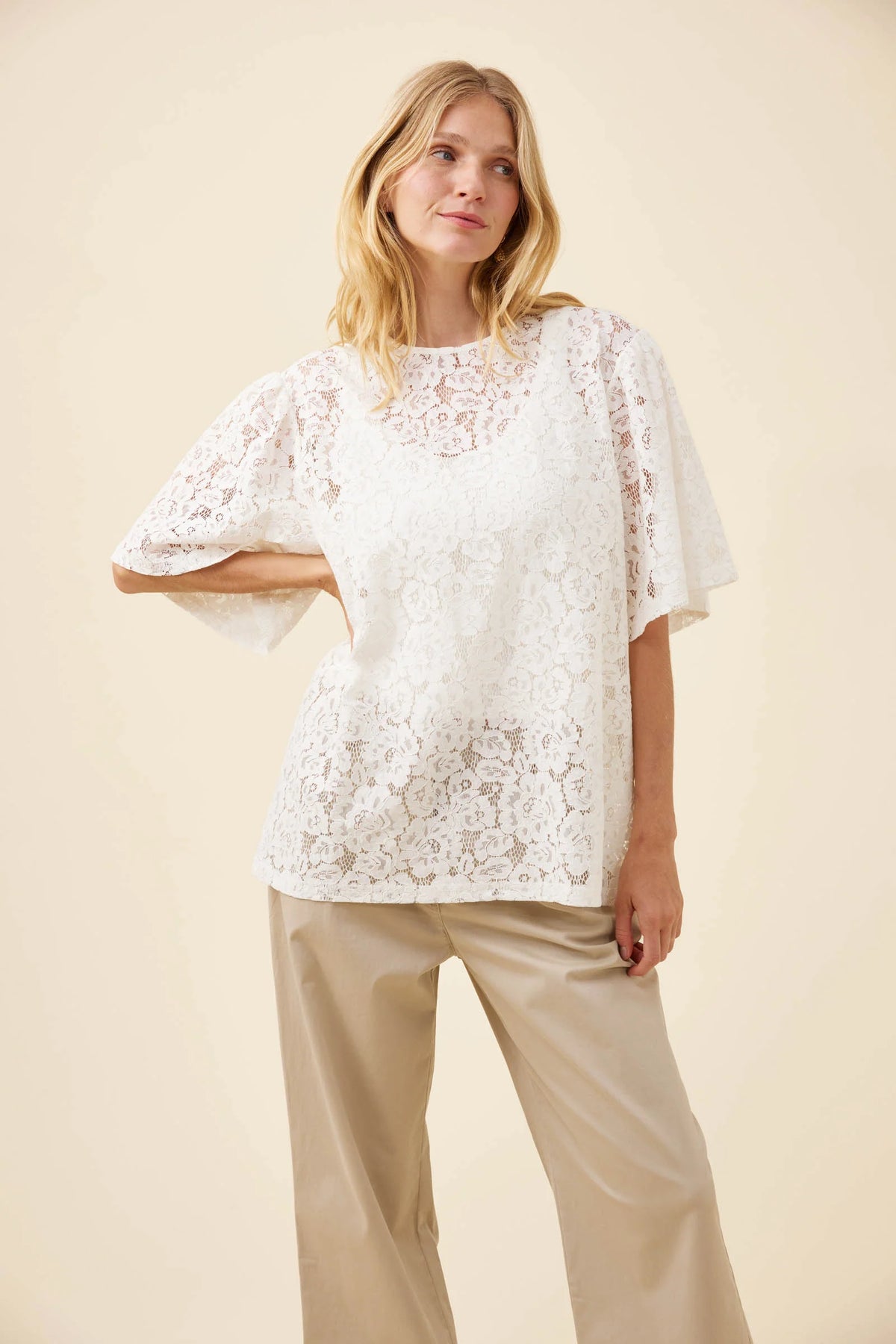 ISLE OF MINE Ethel Lace T-Shirt WHITE