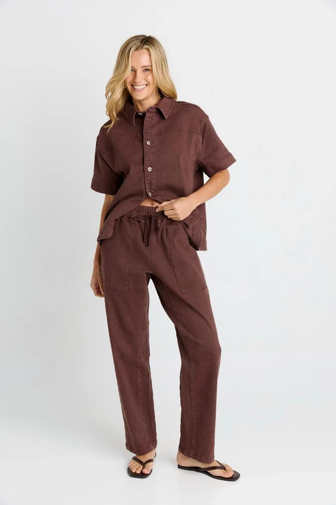 BETTY BASICS Quinn Jogger CHOCOLATE