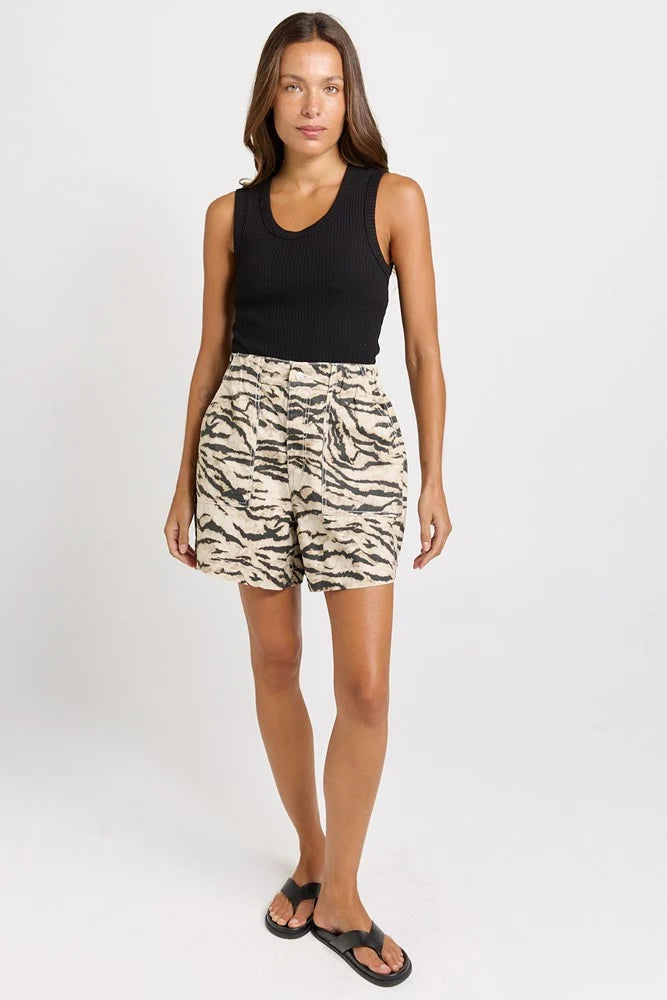 BETTY BASICS Drew Denim Short ANIMAL
