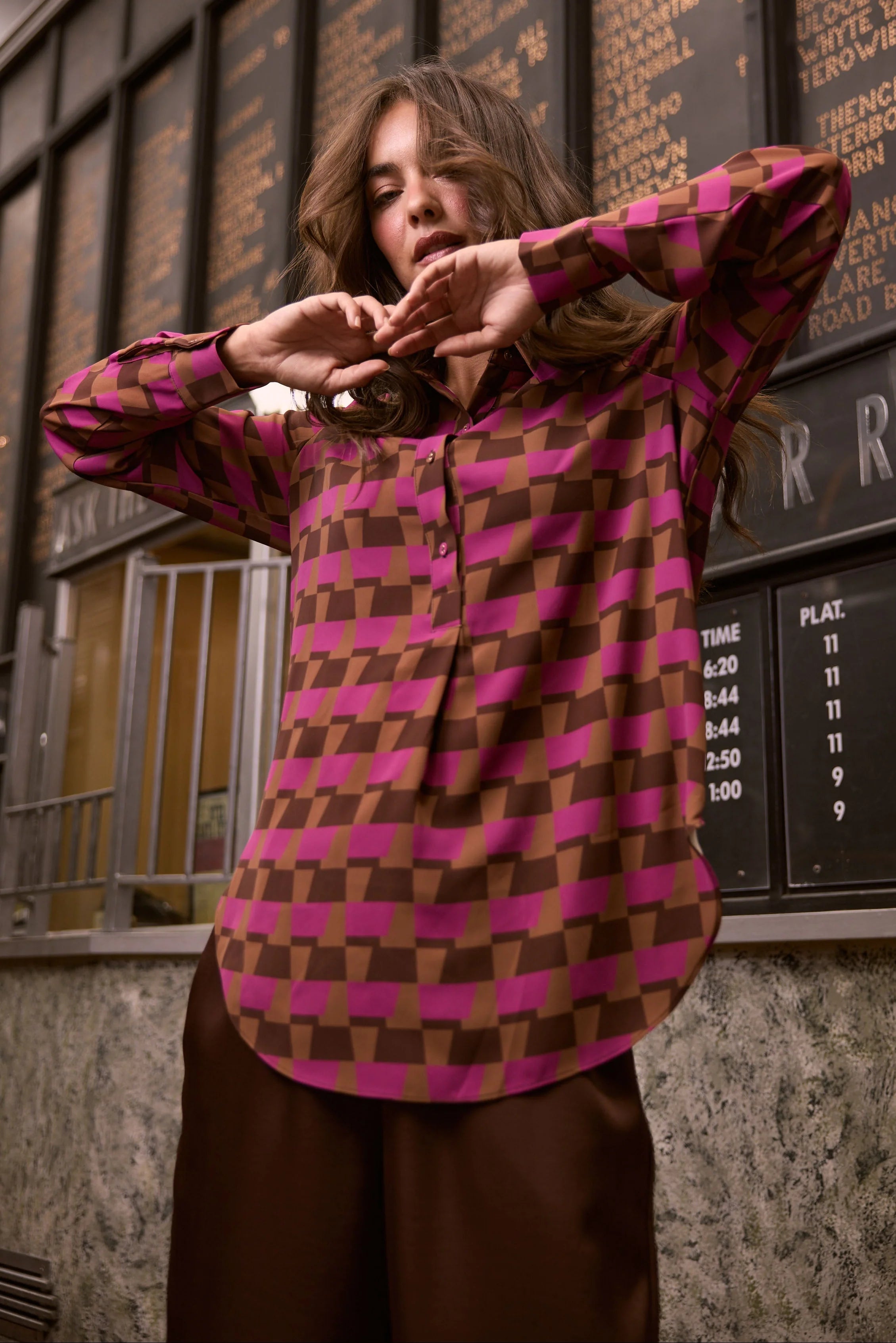 BRAVE & TRUE Astrid Shirt GEO PRISM