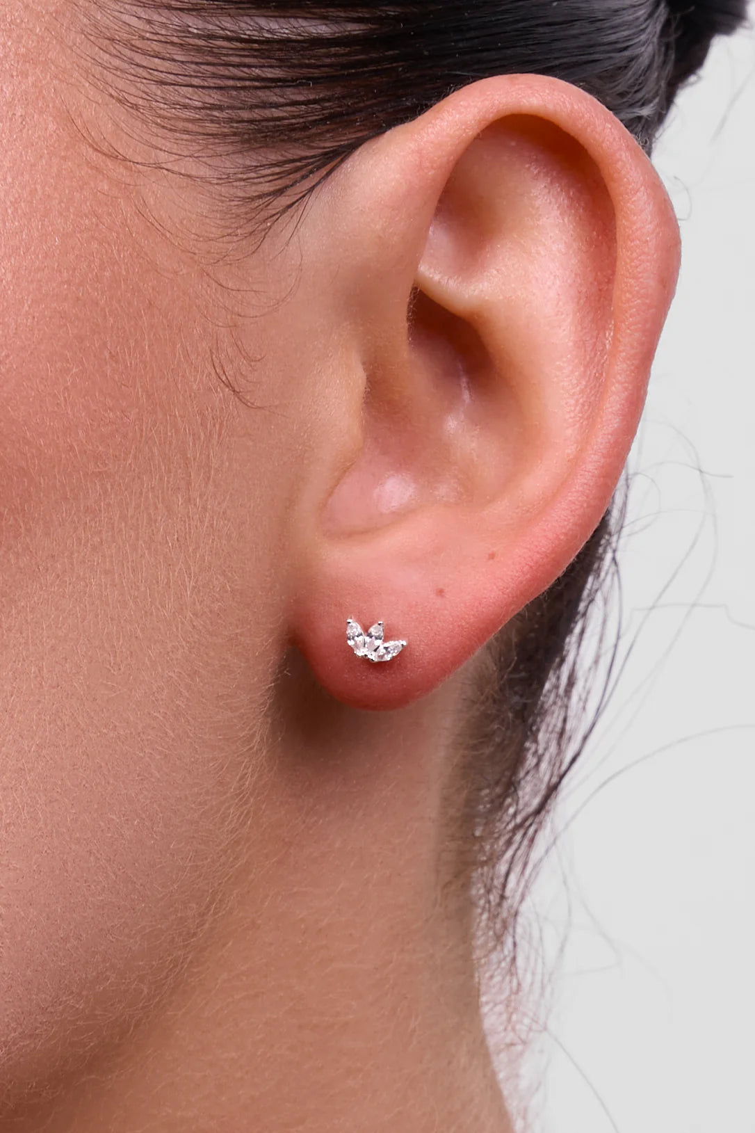 LIBERTE Petite Bud Earring SILVER