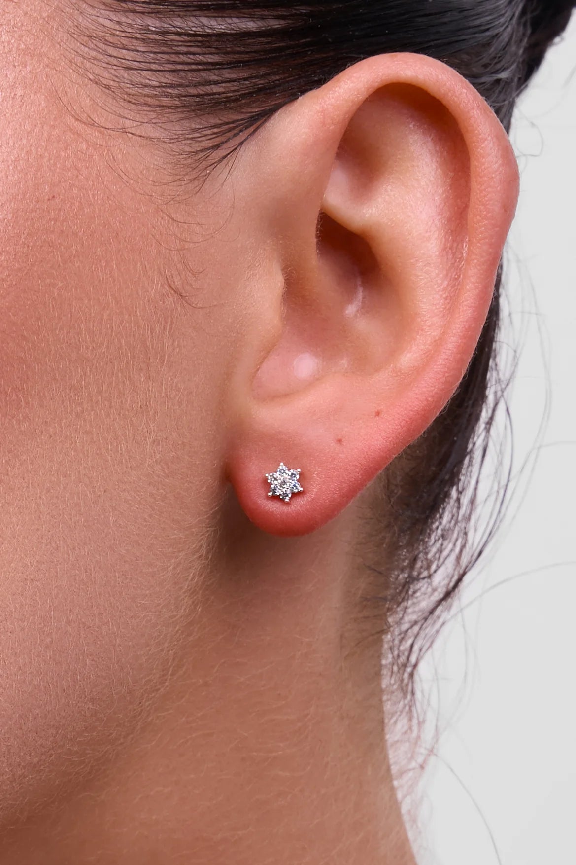 LIBERTE Petal Stud Earring SILVER