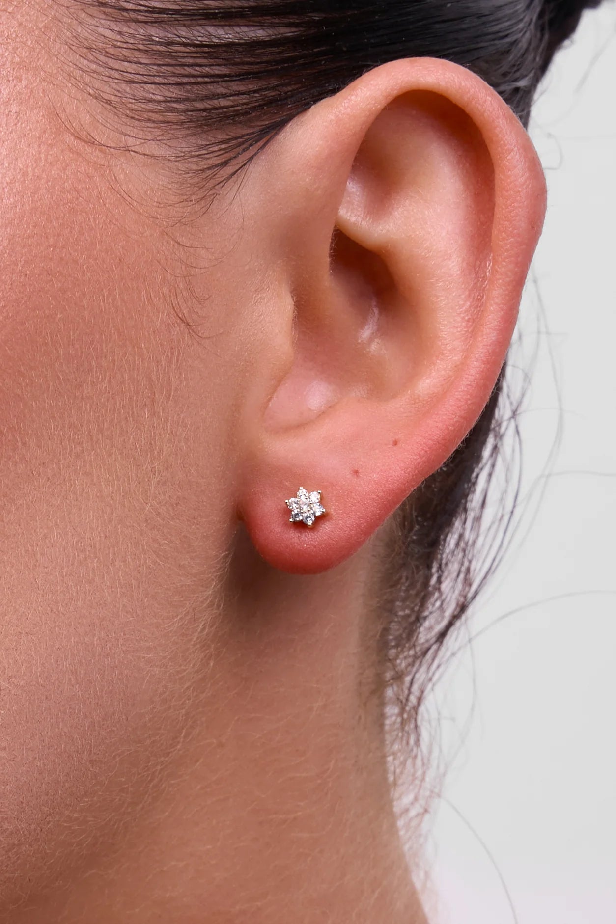 LIBERTE Petal Stud Earring GOLD