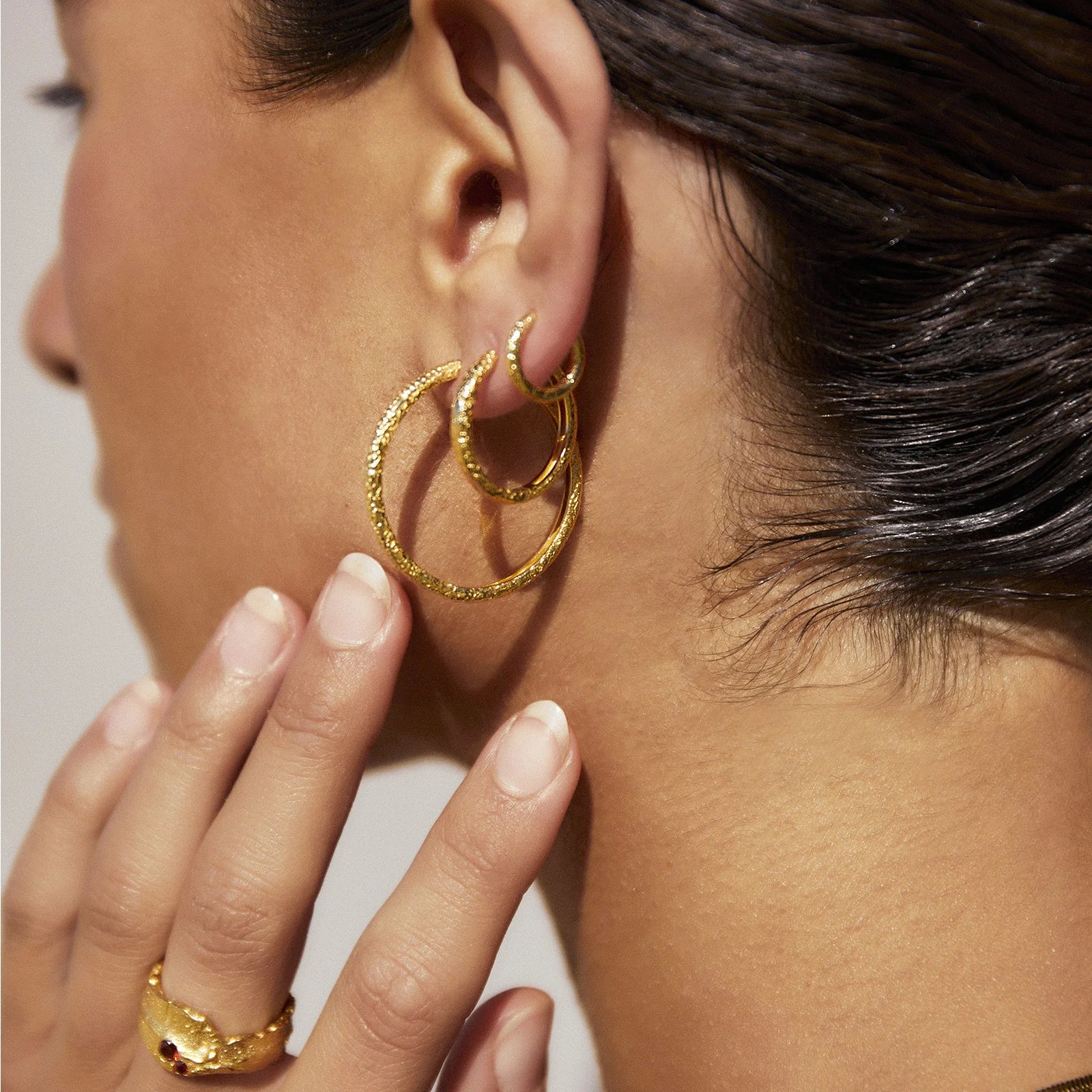 Arms of Eve Luka Huggies GOLD