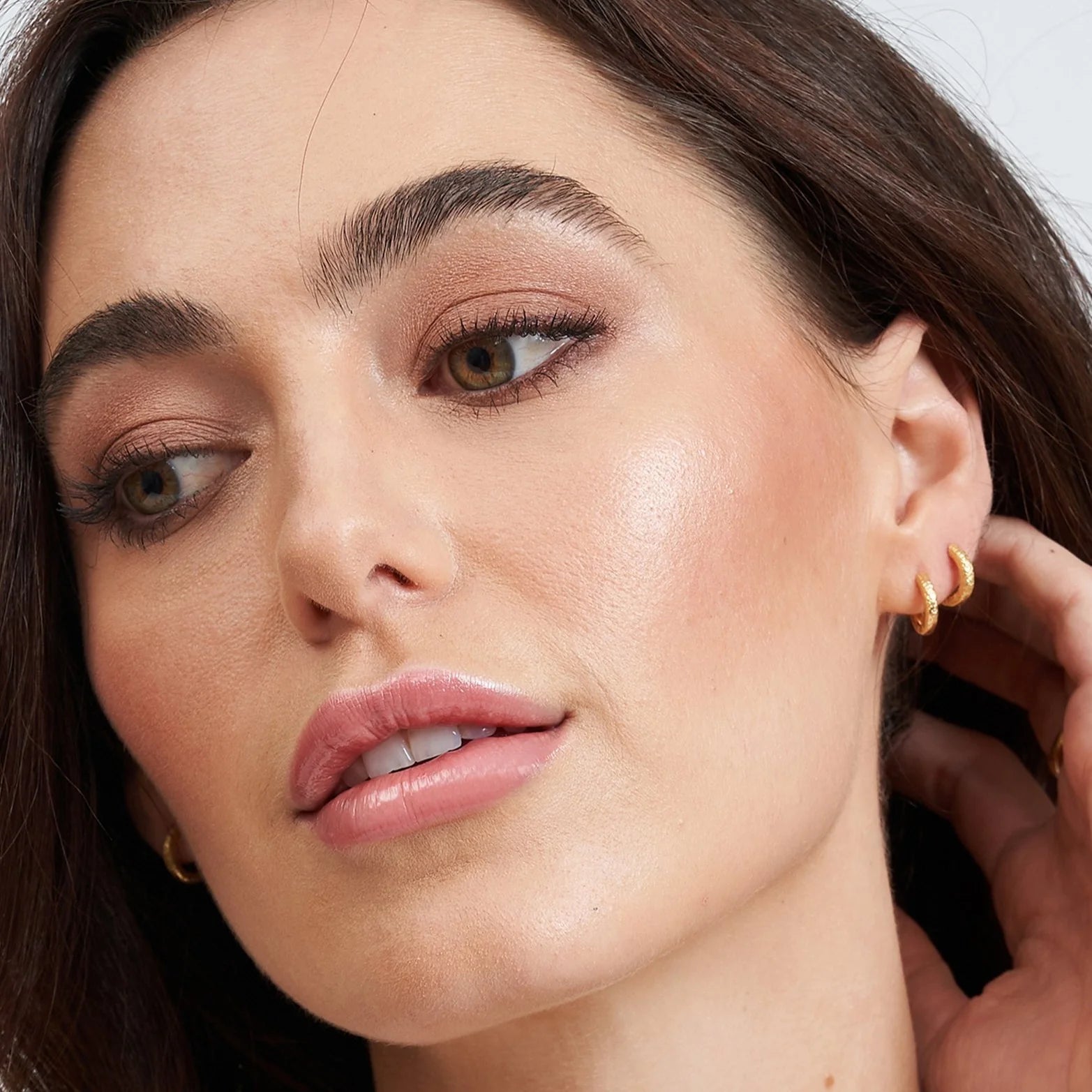 Arms of Eve Luka Huggies GOLD