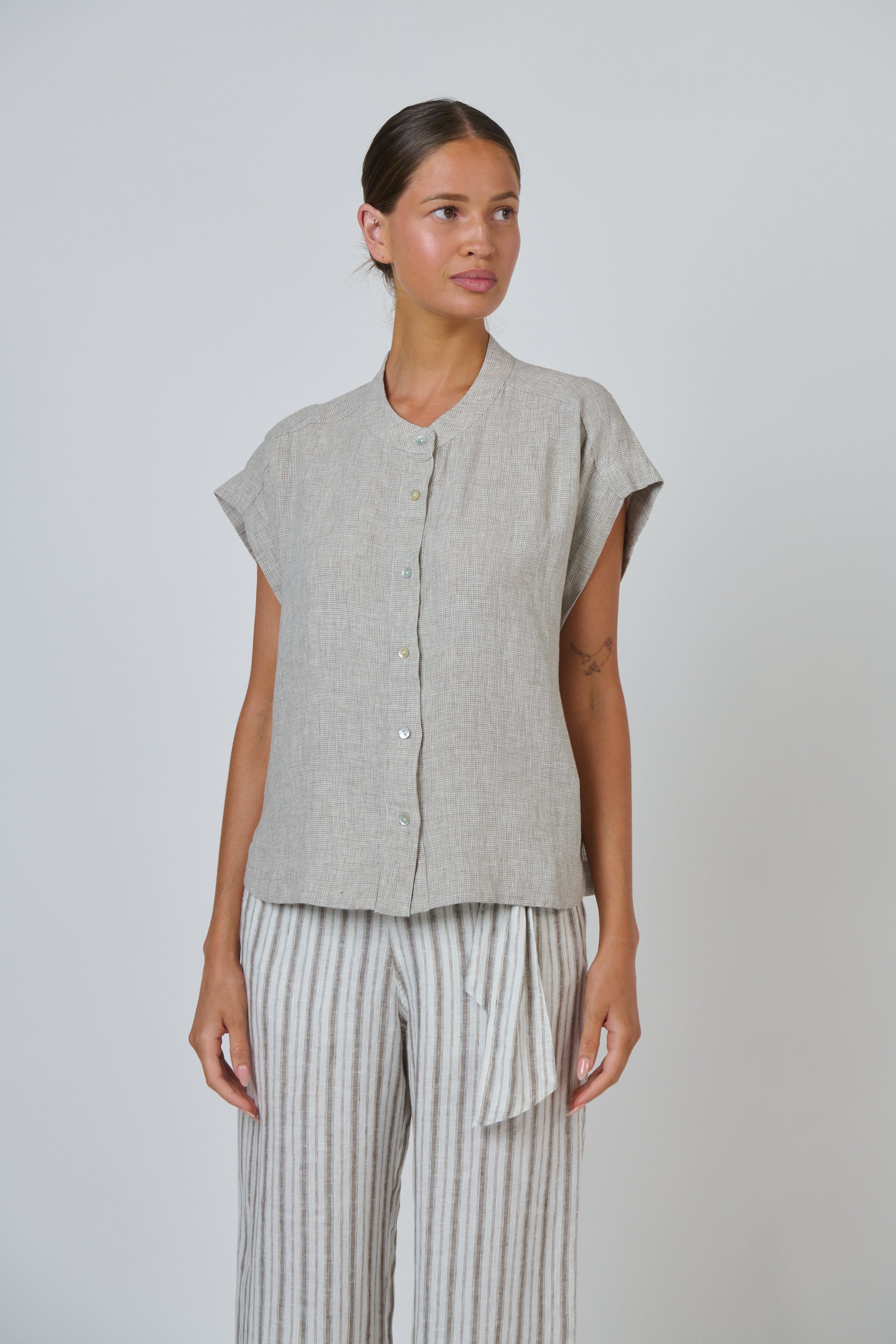 OLIVE ET JULIE Cap Sleeve Linen Top MOUSSE
