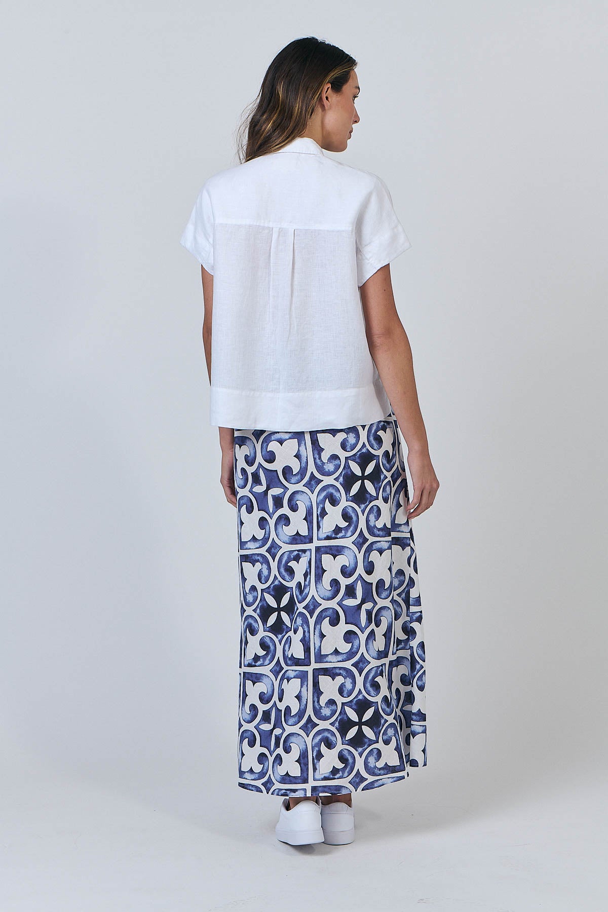 OLIVE ET JULIE Linen Button Top WHITE