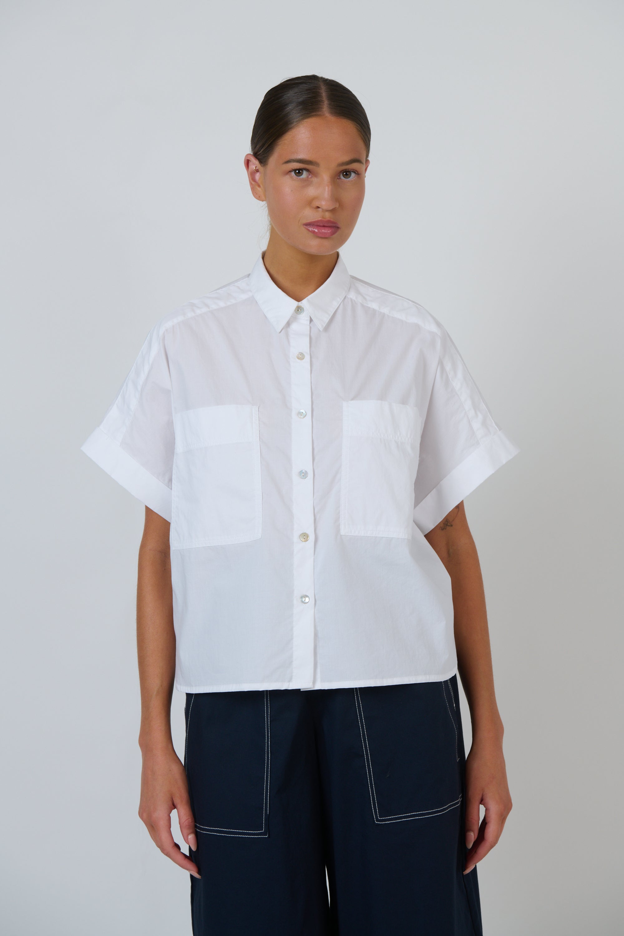 OLIVE ET JULIE Boxy Front Pocket Shirt WHITE