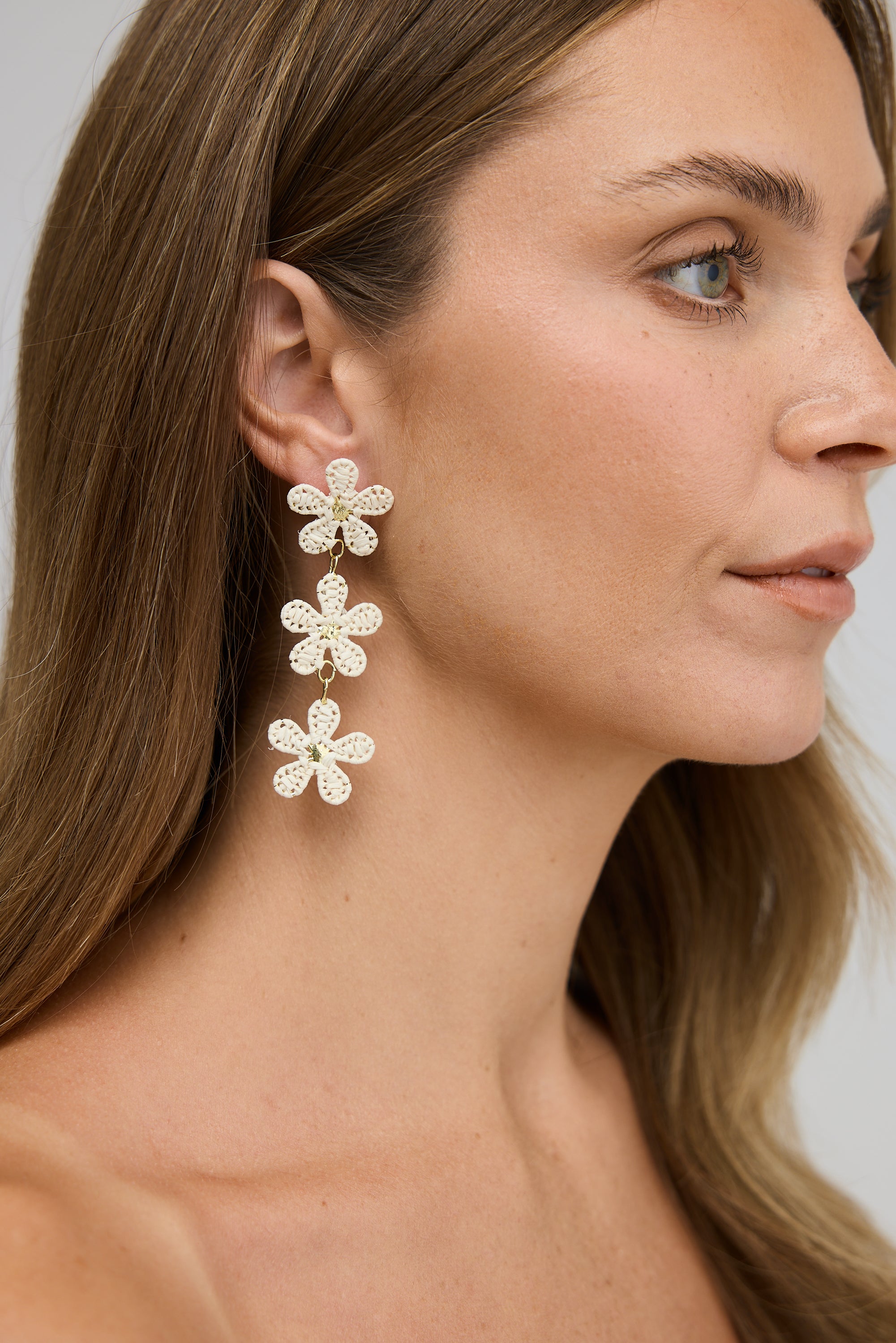 Camilla Earrings WHITE