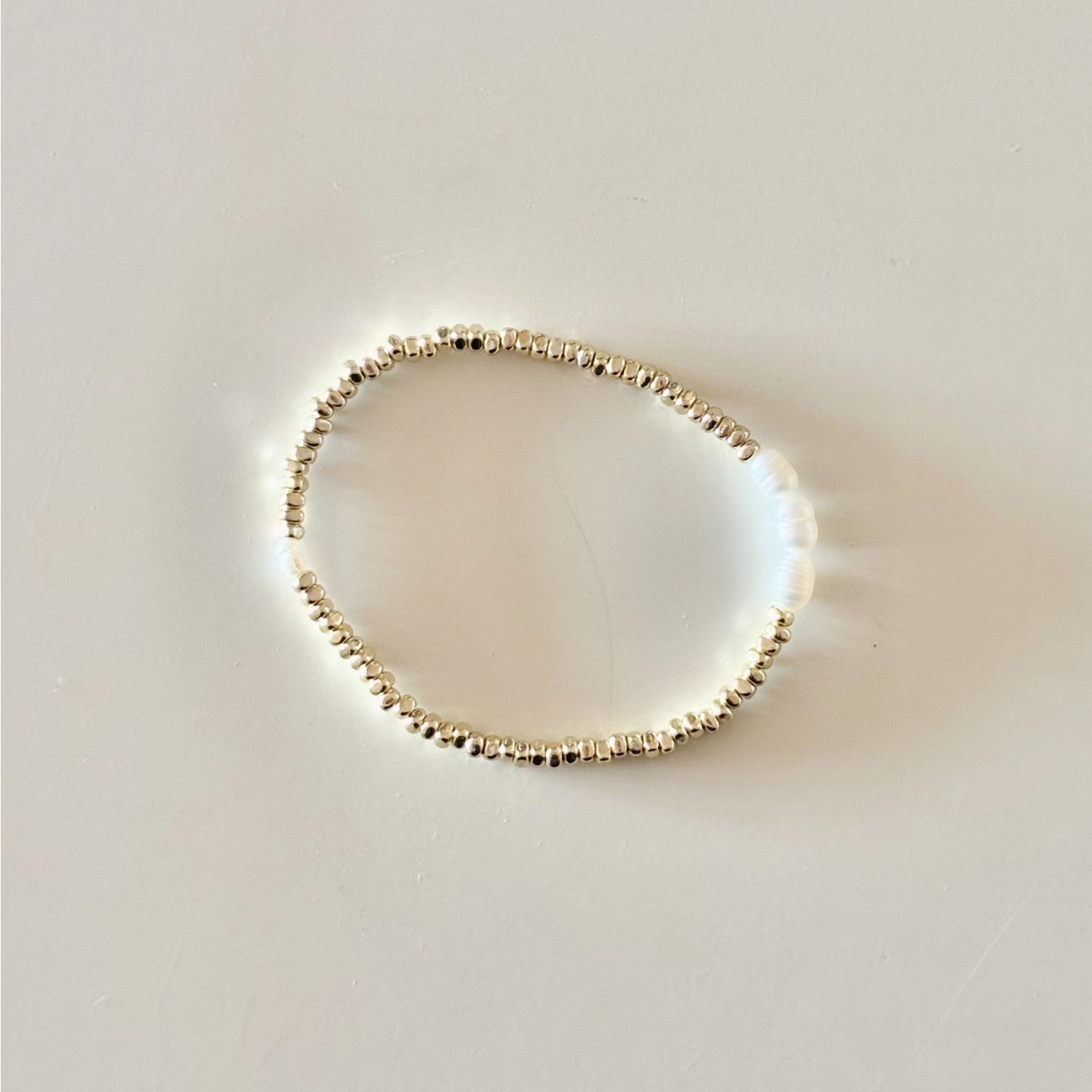 HEI TAI Gold Bracelet THREE PEARLS