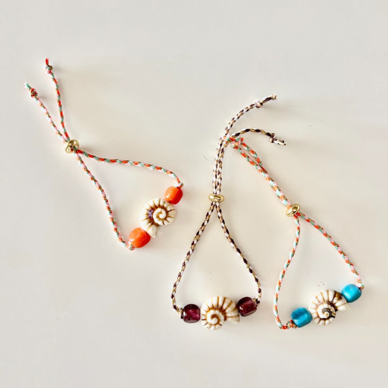 HEI TAI Suzie Shell Bracelet CHOCOLATE