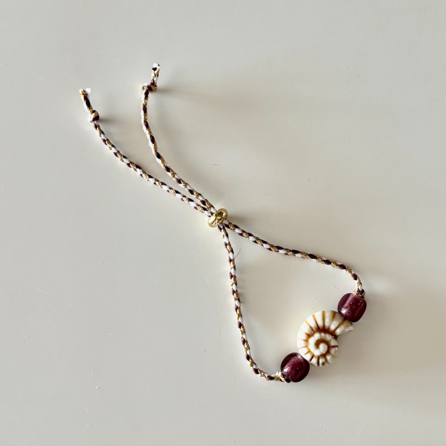 HEI TAI Suzie Shell Bracelet CHOCOLATE