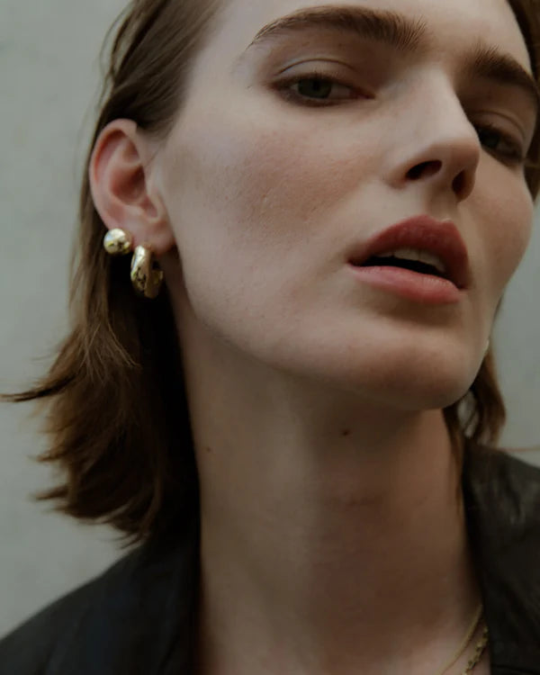 F+H Hammered Ball Studs GOLD