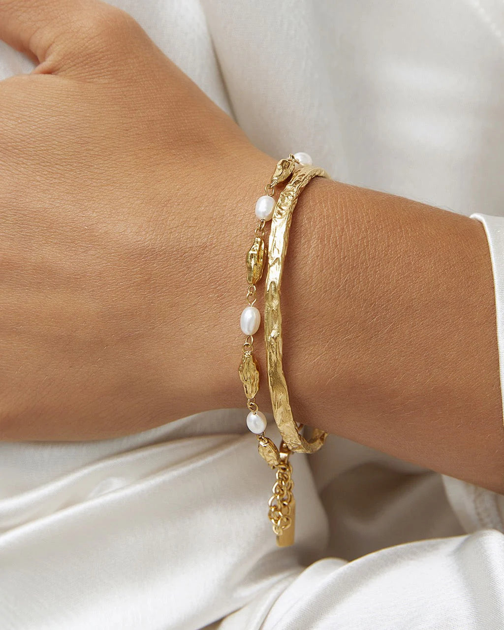 Arms of Eve Helios Cuff GOLD