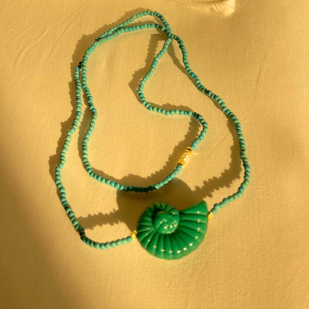 HEI TAI Milos Shell Necklace GREEN/AQUA