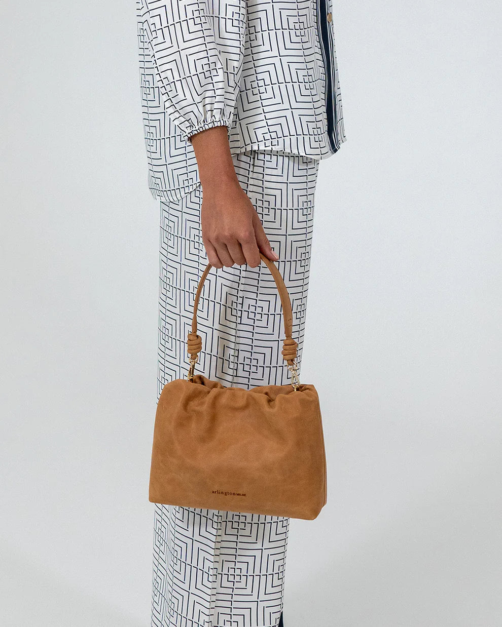 ARLINGTON MILNE Martha Bag VINTAGE TAN