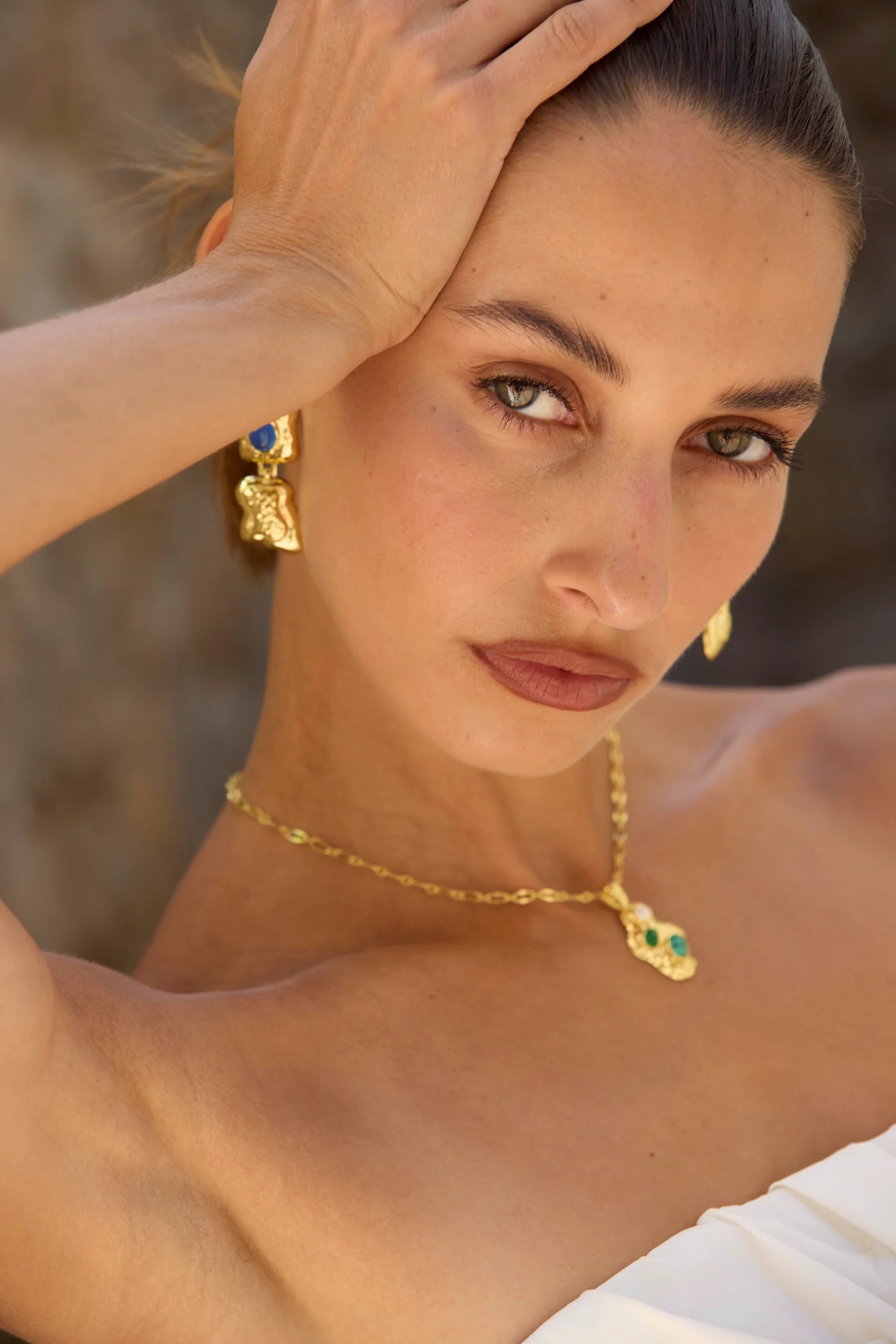 MOUNTAIN & MOON Dominique Earrings GOLD