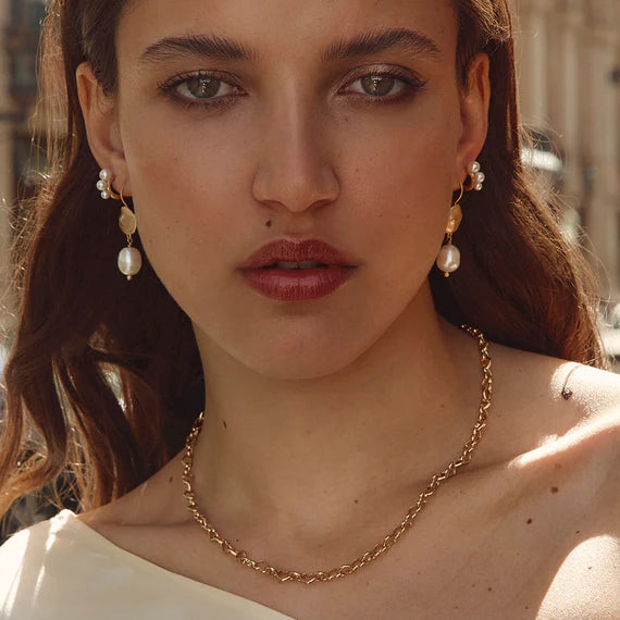 FAIRLEY Triplet Pearl Studs