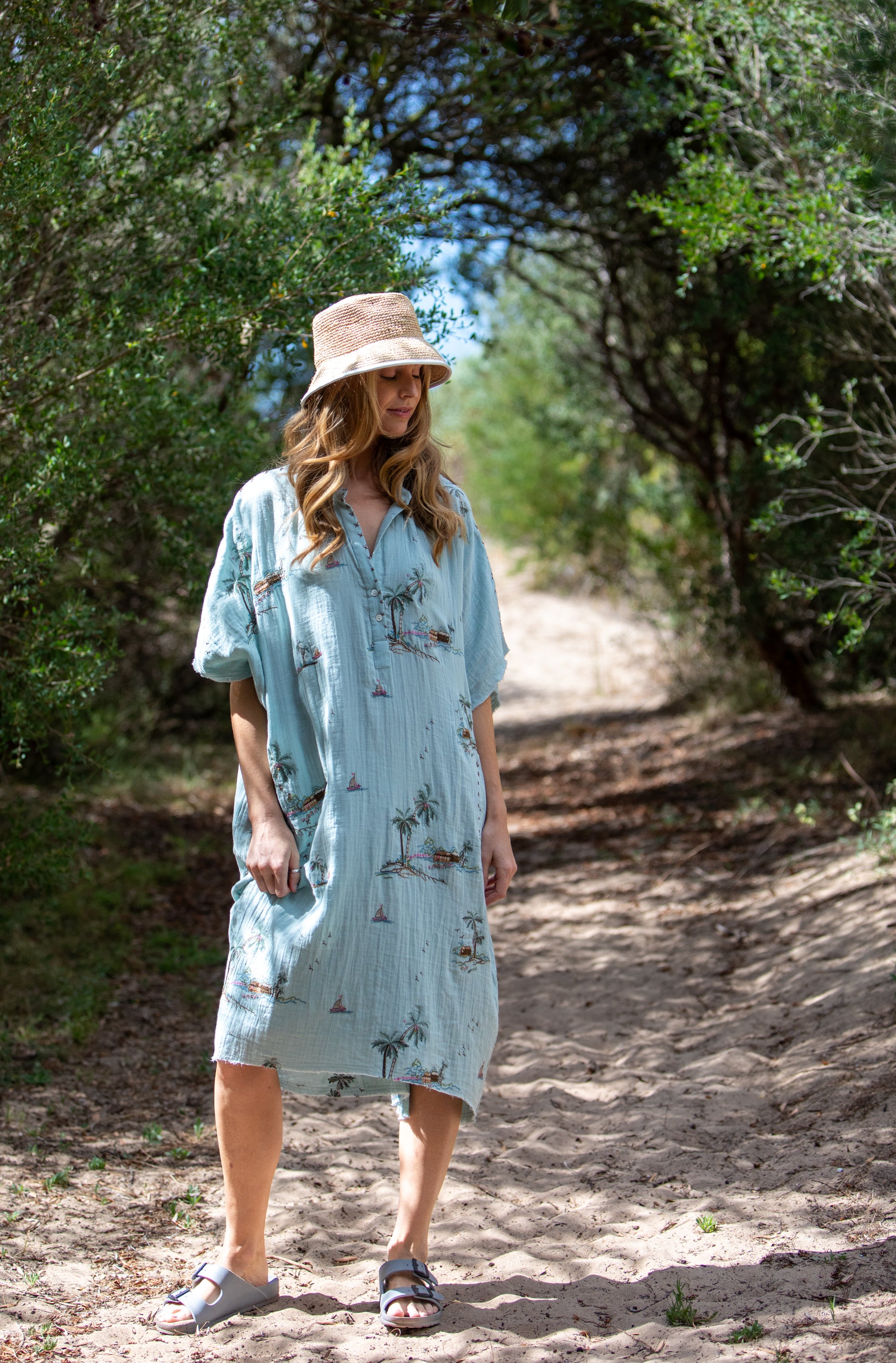 MANDALAY Yas Palms Caftan Blue