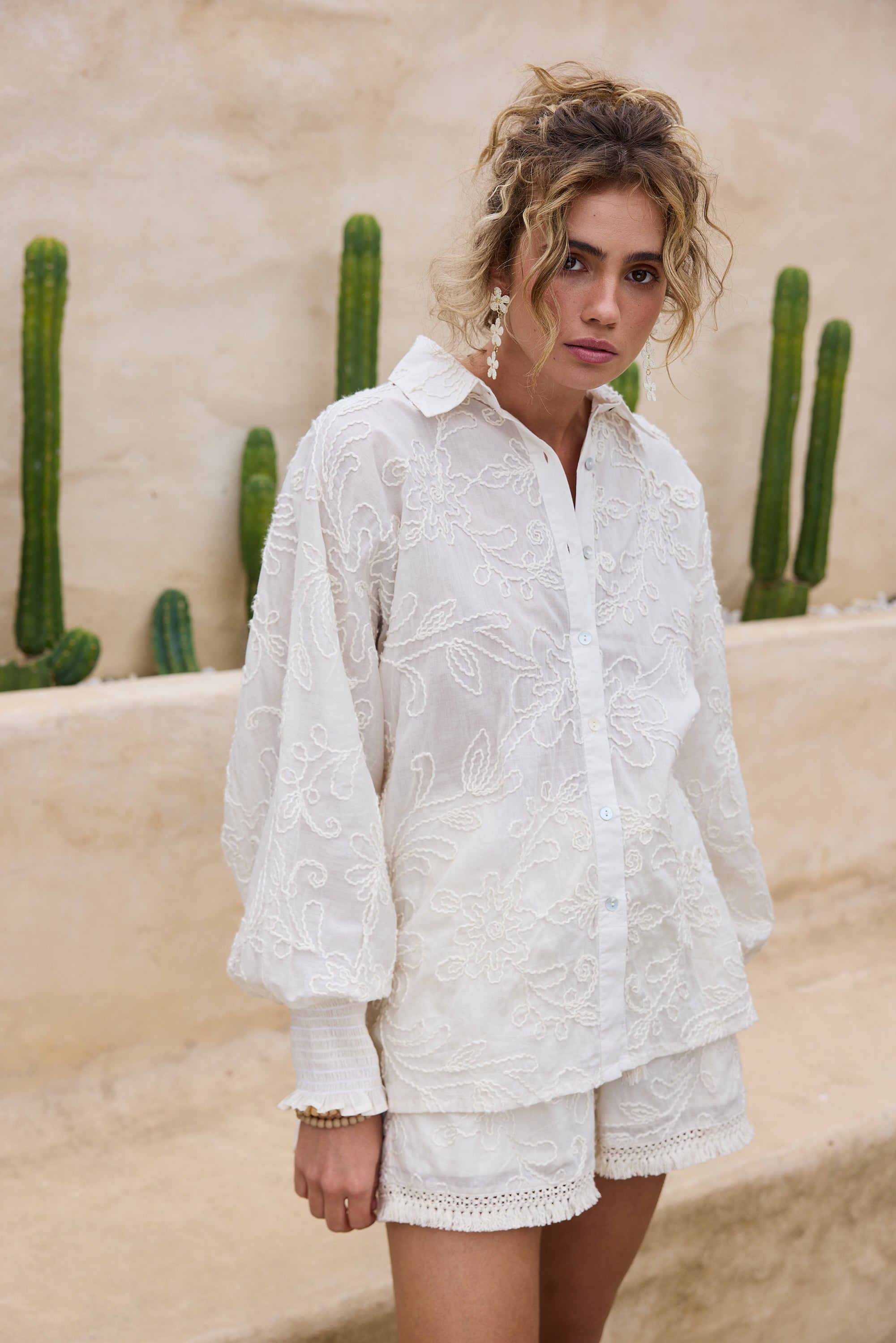 TALISMAN Chantilly Short NATURAL EMBROIDERY