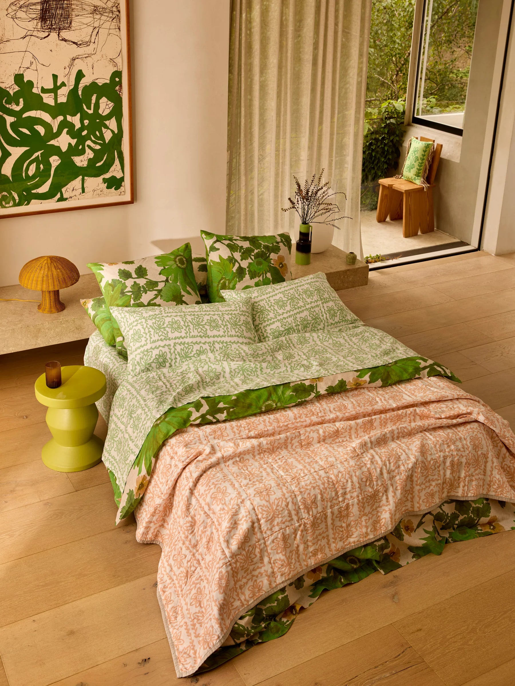 BONNIE AND NEIL Quilted Throw PETAL PINK / DAISY BUFF