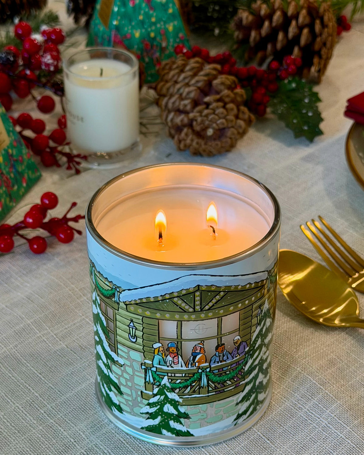 GLASSHOUSE 380g Candle WHITE CHRISTMAS