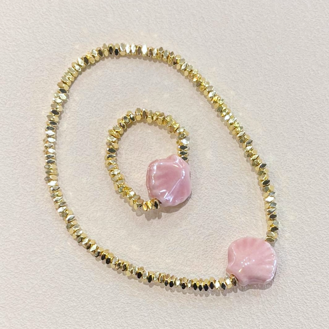 HEI TAI Gold Charm Bracelet FAN SHELL PINK