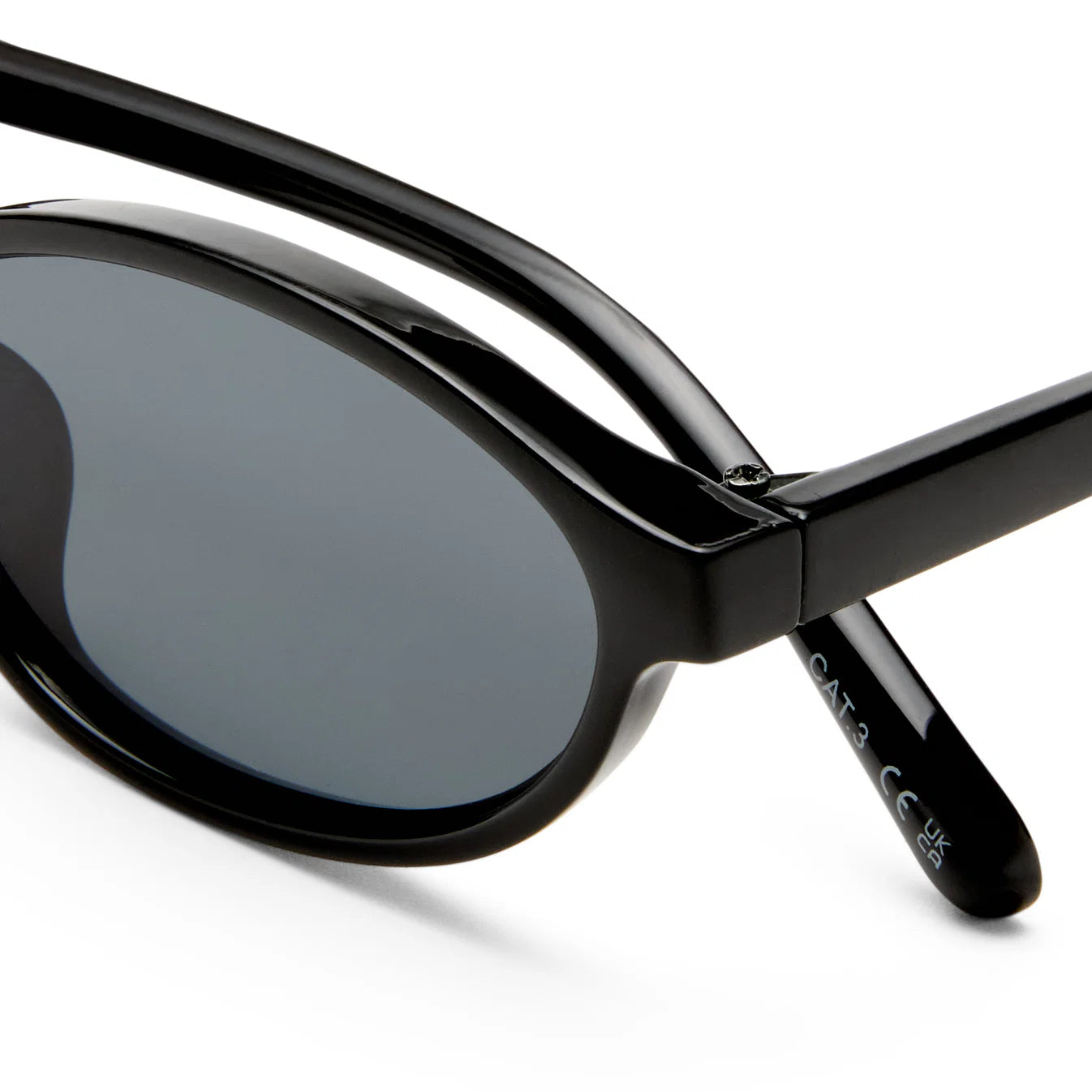 AIRE Earthshine Black