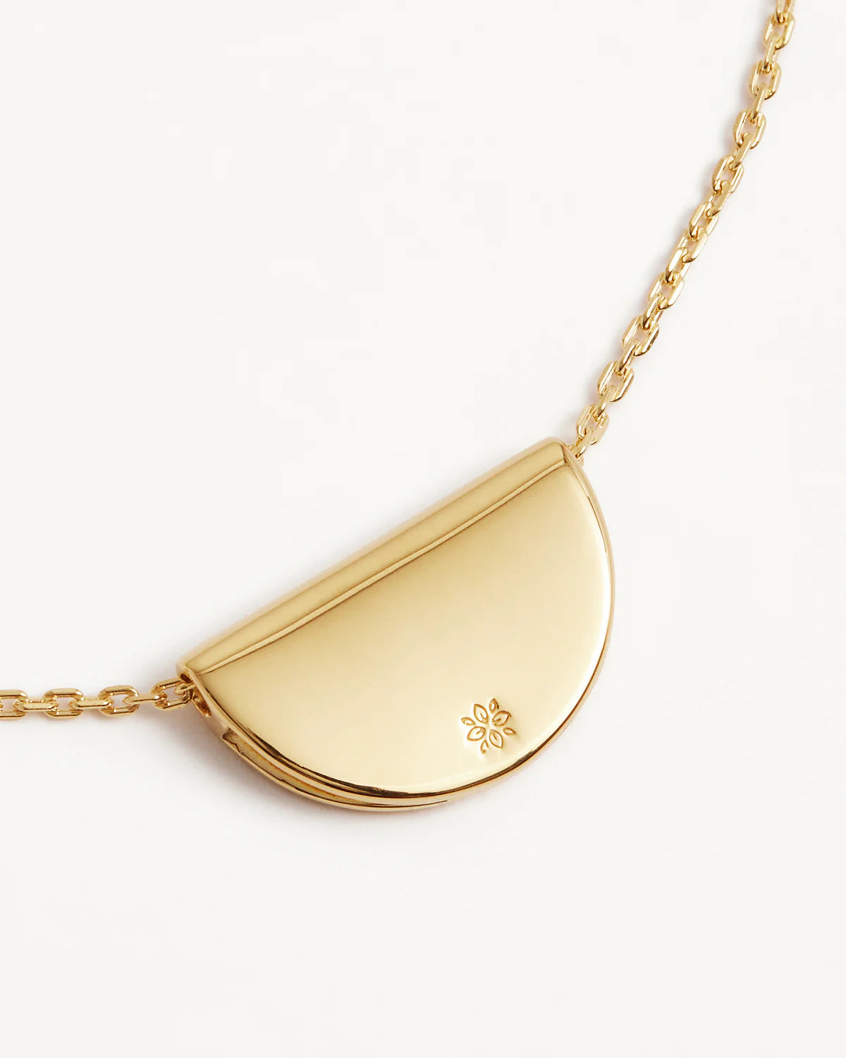 By Charlotte Lotus Short Necklace GOLD