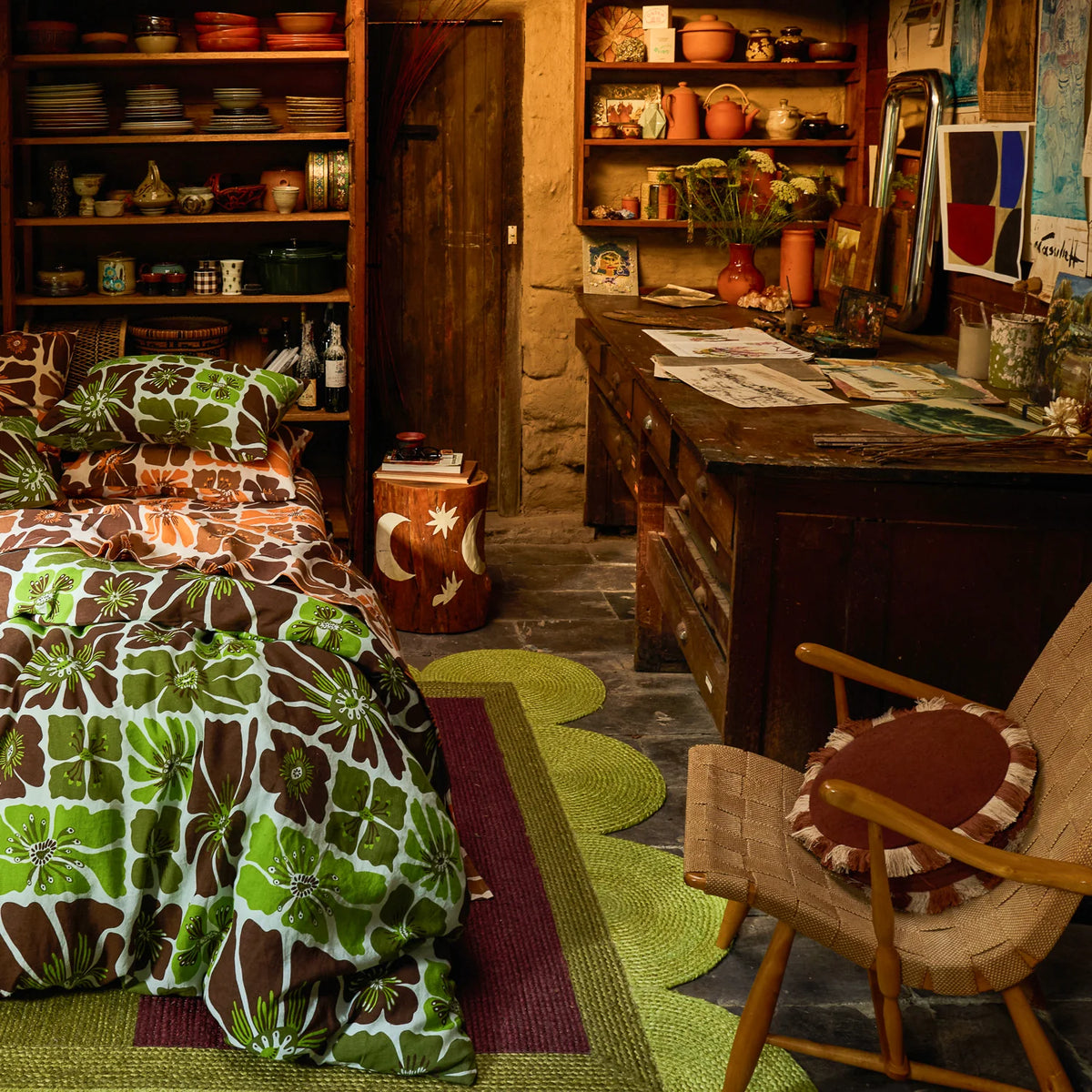 SAGE X CLARE Reese Round Cushion UMBER