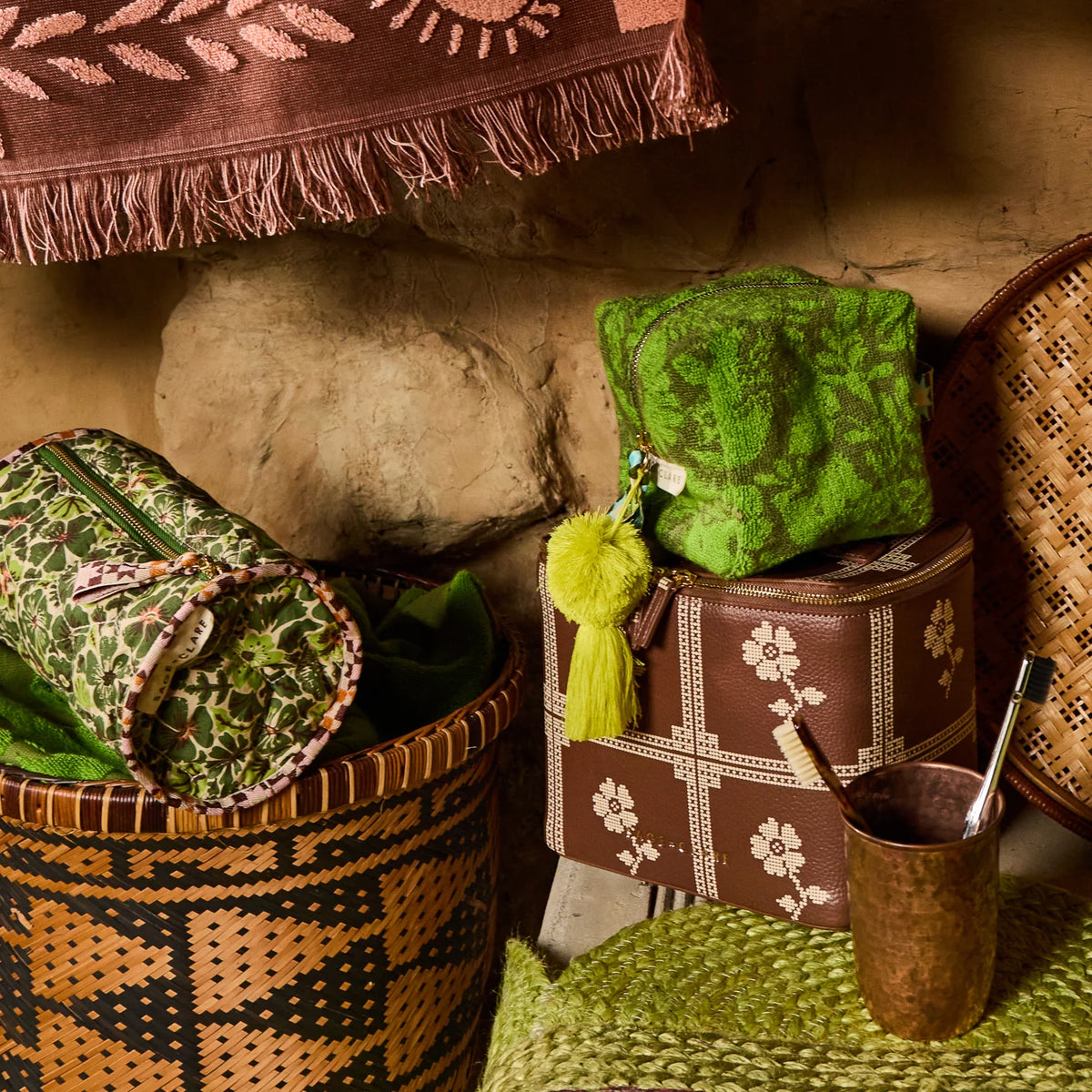 SAGE & CLARE Magnolia Makeup Bag CACTUS GREEN