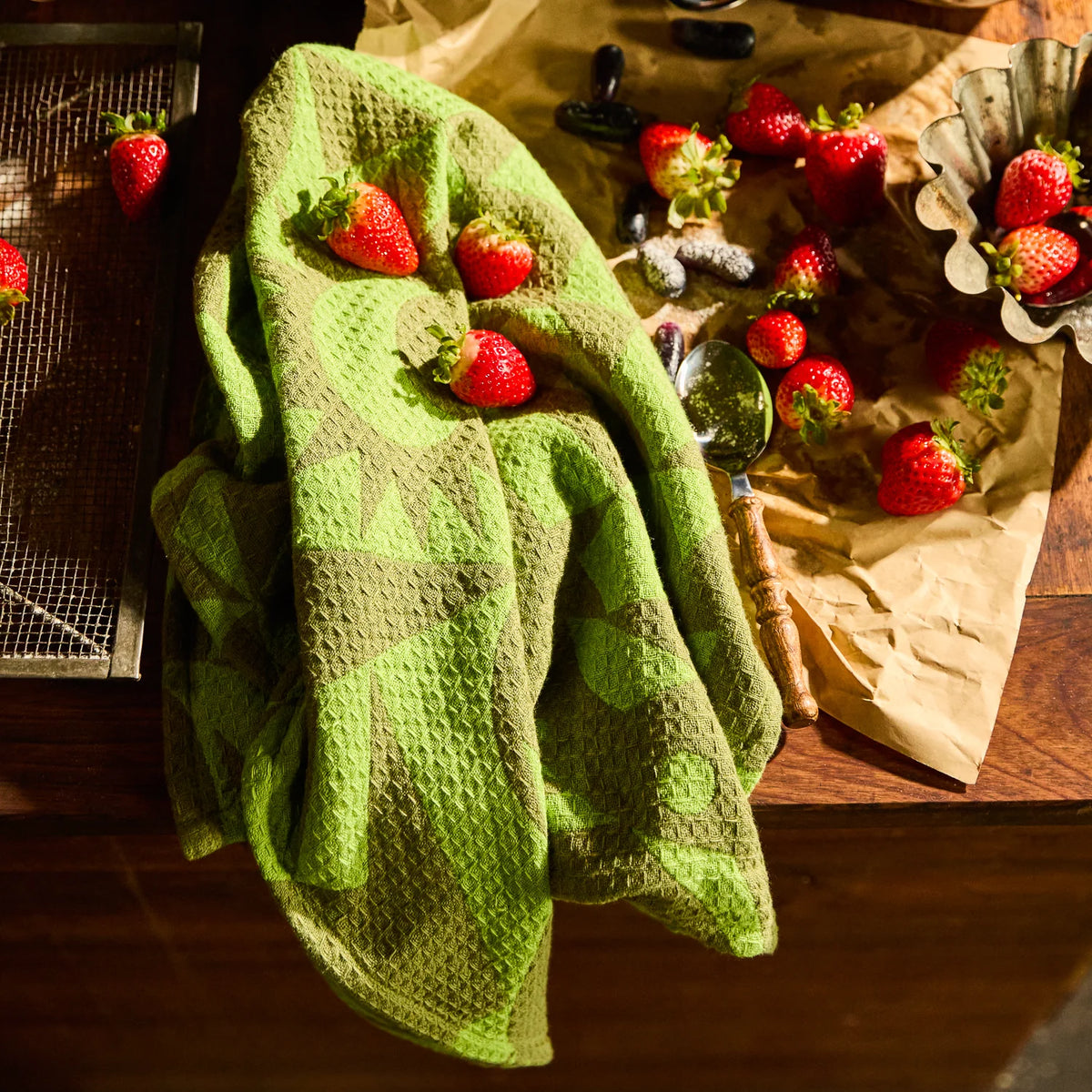 SAGE X CLARE Nora Tea Towel CACTUS GREEN