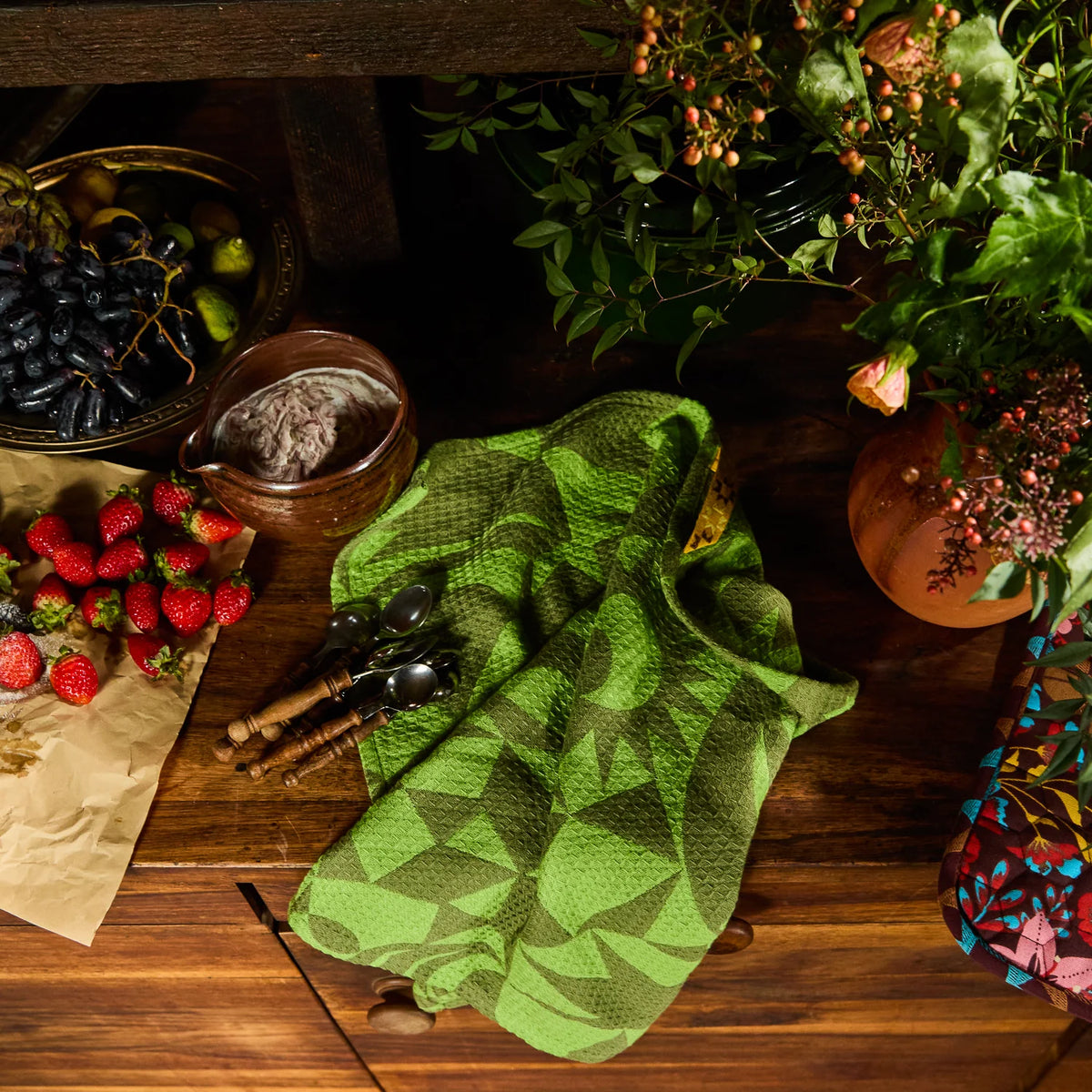 SAGE X CLARE Nora Tea Towel CACTUS GREEN
