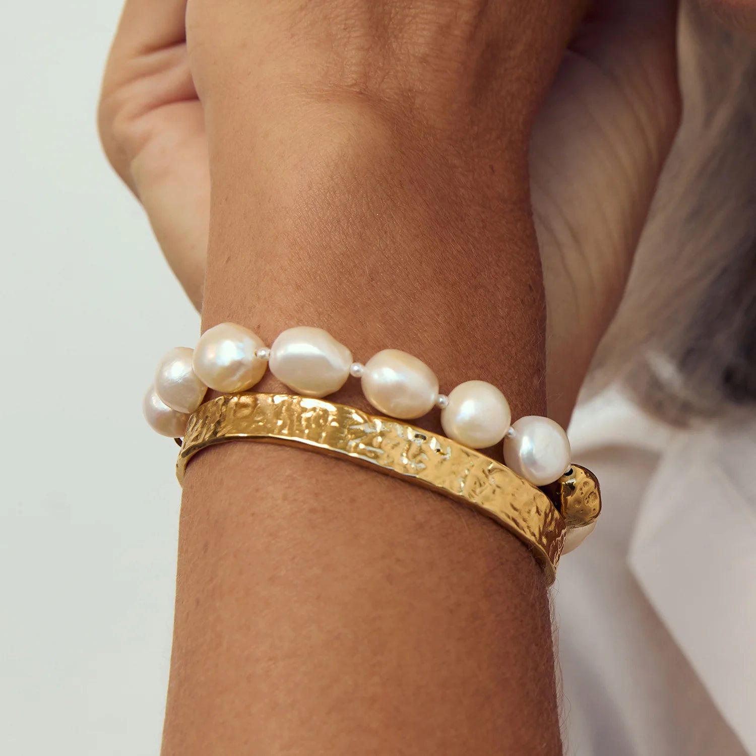 Arms of Eve Hariette Pearl Bracelet