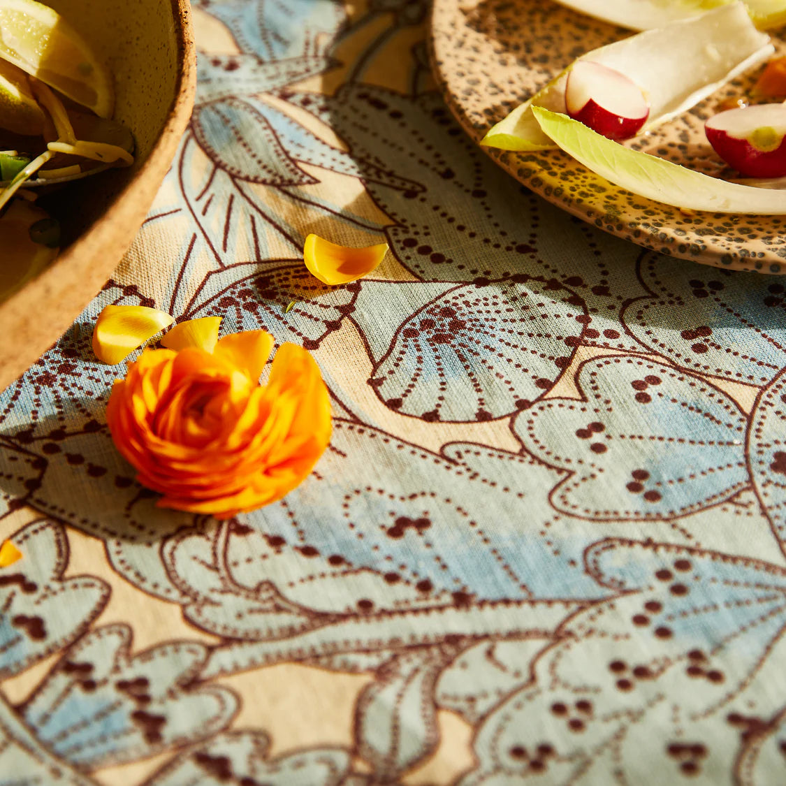 SAGE X CLARE Lucia Tablecloth CERULEAN