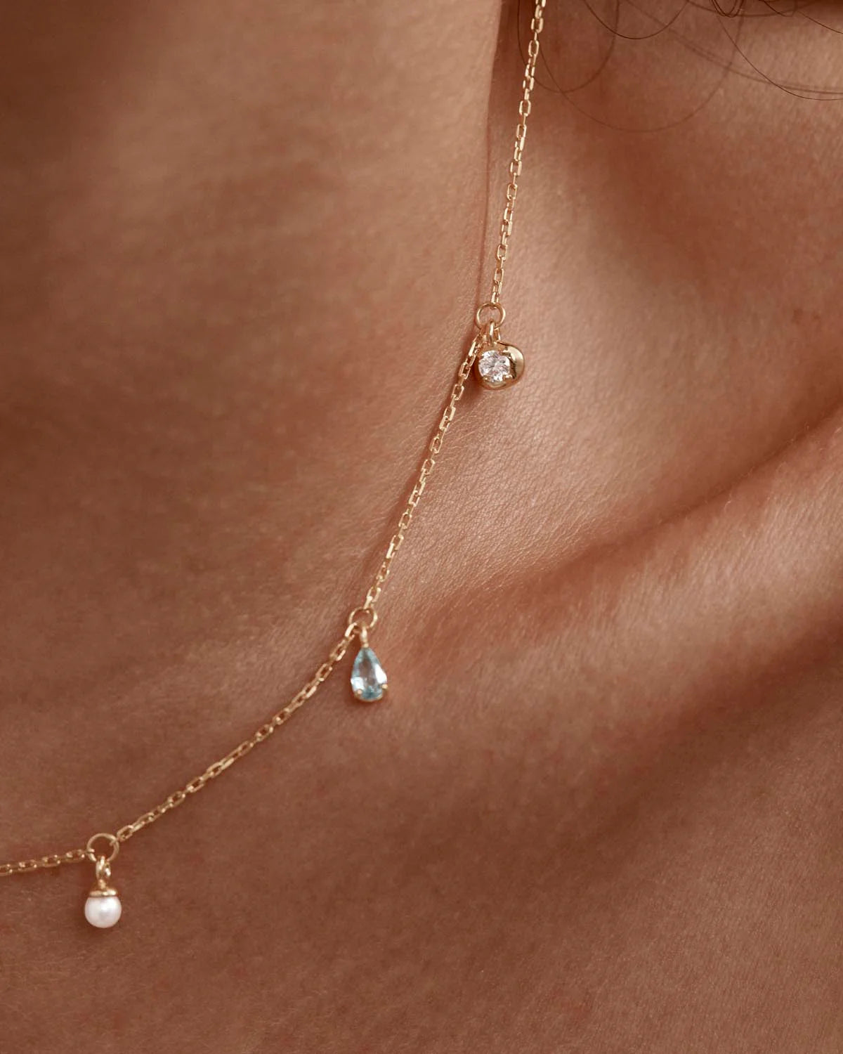 By Charlotte Breathe in Stillness Choker GOLD
