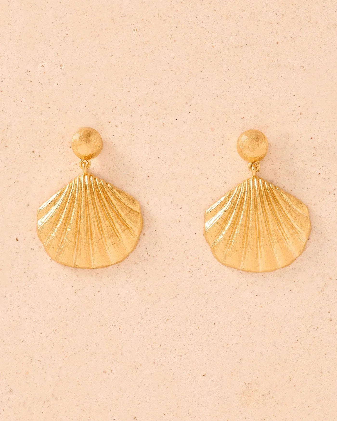 AGAPEE Pao Earrings GOLD
