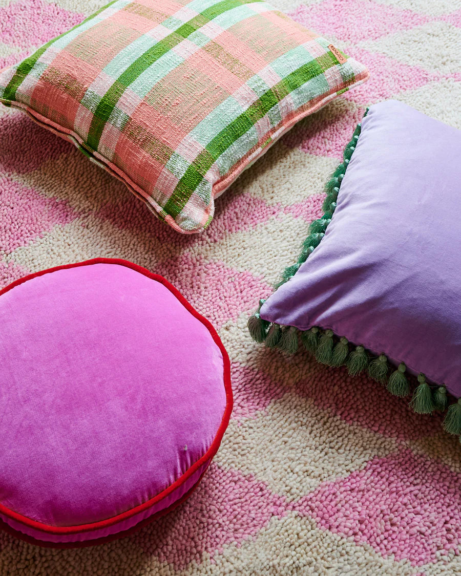 KIP & CO Velvet Pea Cushion PINK AMBITION