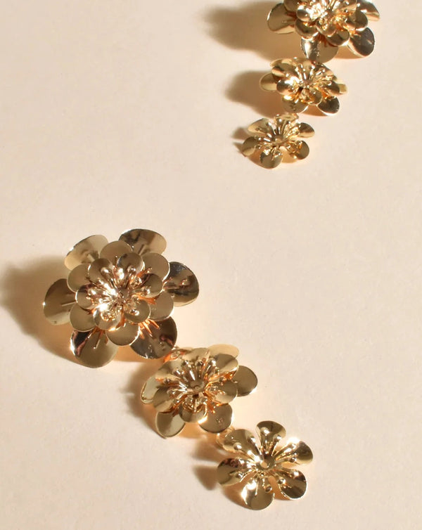 AD Trio of Flowers Earrings GOLD