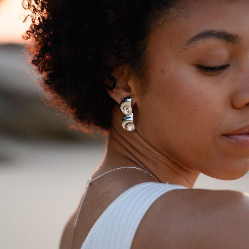 LINDA TAHIJA Nautilus Max Earrings SILVER