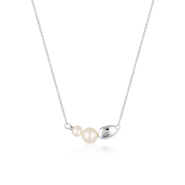 LINDA TAHIJA  Brook Pearl Necklace SILVER